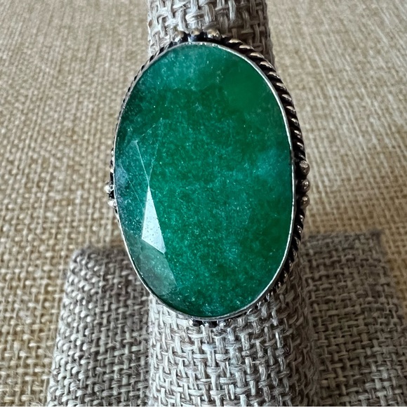 New Enhanced Faceted Emerald Silver Overlay Ring Size 6.75 - Picture 1 of 8